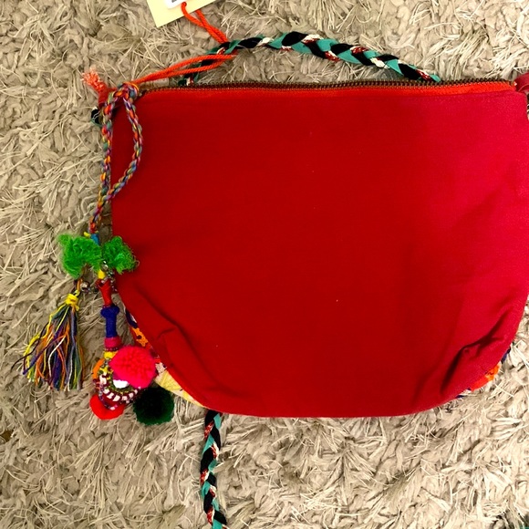 Raga Sagle Crossbody - Picture 5 of 5